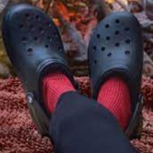 NWT Crocs Lined Clog
